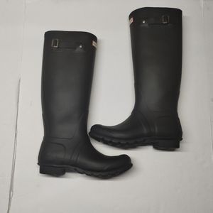 Hunter rain boots size 9